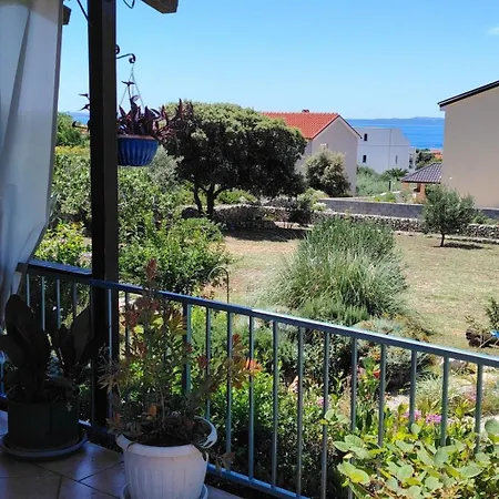 In Mit Terrasse Und Garten By Interhome Vir